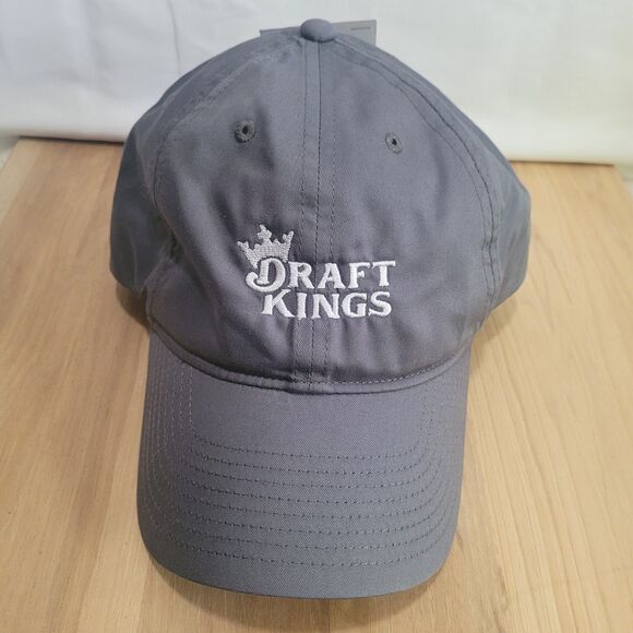 DraftKings Nike Dri-Fit Adjustable Grey Club Cap Size M/L NWT - Picture 1 of 3